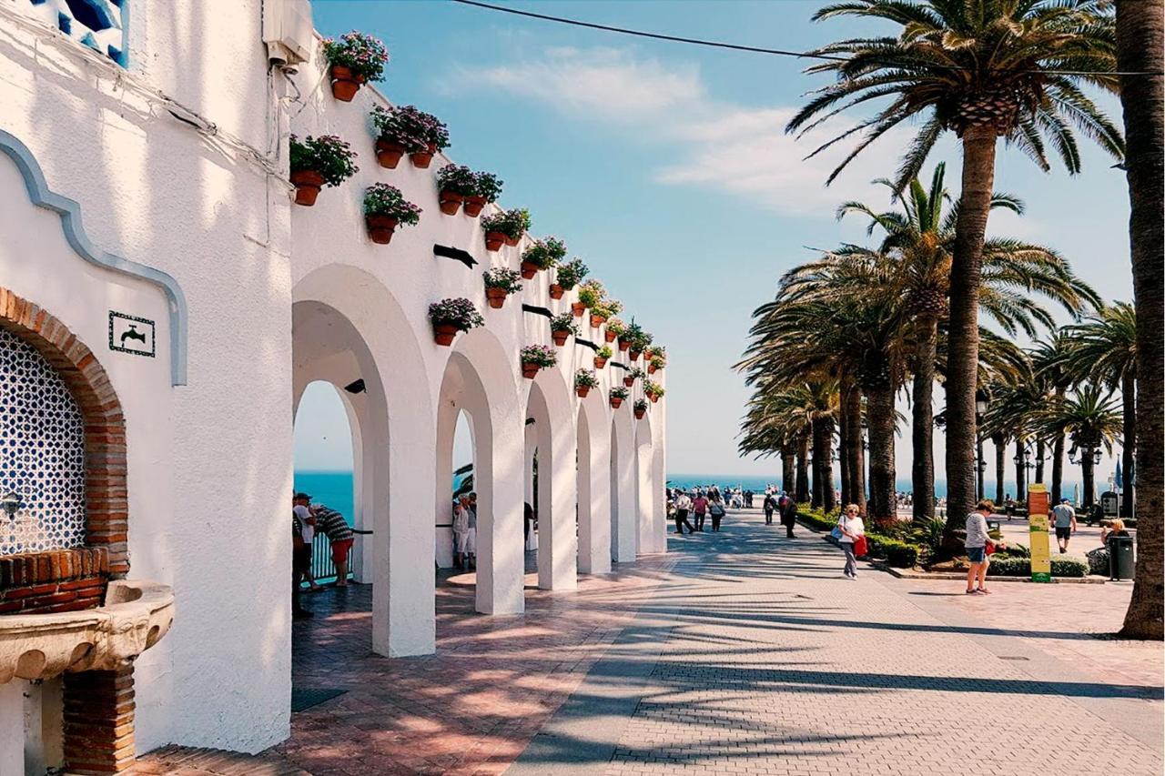 Capistrano Village B, 1 Bedroom + Free Wi-Fi Nerja Dış mekan fotoğraf